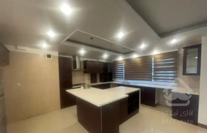 نیاوران/مرجان/برج باغ/۲۰۰ متر مشاعات ابی/ویو عالی