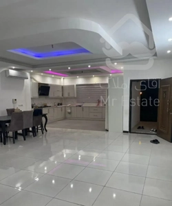 آپارتمان۱۶۰متر۲خواب دسترسی عالی مرکز شهر