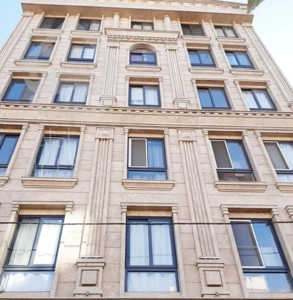 ۹۵متر ۲خواب فول /نما تراورتن /دو پارکینگ سندی