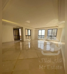 واحد ۲۴۷متر در برج باغ محودیه با دید ابدی