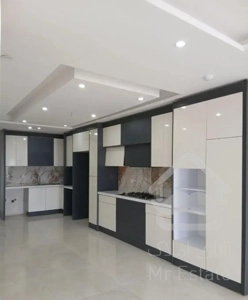 آپارتمان۱۶۵متر،۳خواب،ویو دریا ط۸