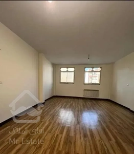 ۸۳ متر دو خواب فول امکانات خوش نقشه