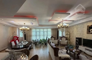 ۱۵۰مترتک واحدی/تاپ لوکیشن/ رو به آفتاب/۲ پارکینگ