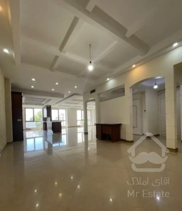 نیاوران عمار/۲۲۰ متر ۳خواب/طبقه۶/تک واحدی/۳پارکینگ