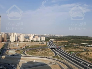 فروش ۹۰ متری دریاچه بدون مشرف