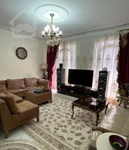 ۵۰ متر طبقه اول فول شهر زیبا الاله شرقی