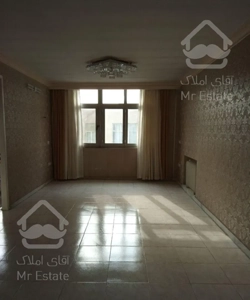 ۷۵ متر جنوبی نرگیر