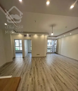 گیشا * ۹۵ متر * رو به آفتاب * دو پارکینگ