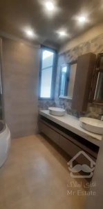 آپارتمان نوساز 160متر3 خواب 2پارکینگ (فول امکانات)