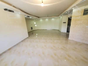 آپارتمان ۱۰۱ متری پاسداران