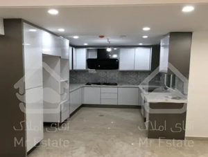 اپارتمان 115 متری کلید نخورده  صادقیه