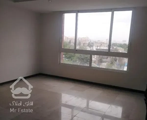 90متر/نوسازکلیدنخورده/غرق آفتاب حوالی متروصادقیه