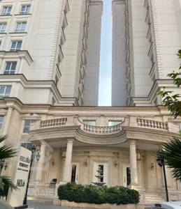 ۳۰۰متر/ سعادت آباد/ استخر و سونا / ۵ پارکینگ