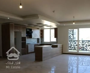 ۱۵۰متر فول امکانات دو پارکینگ سندی