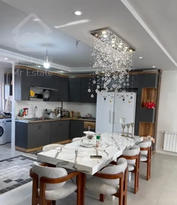 فروش آپارتمان ۱۶۵ متری ۳ خوابه در معلم