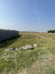 ۲۰۰ متر زمین داخل بافت