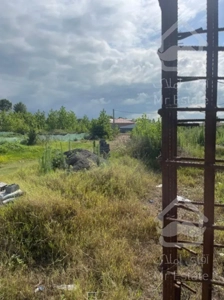 اسکلت نیمه کاره دارای پروانه ساخت