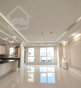 ۱۴۰ متر / ۳ خواب / تک واحدی / نوساز کلید نخورده