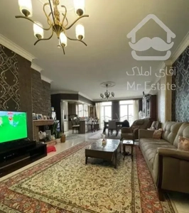 ۱۳۰ متر/۳خواب/فول امکانات