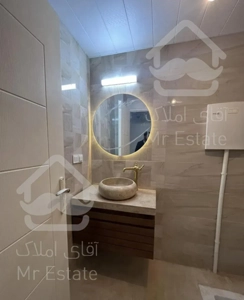 آپارتمان ١٣٥متری/کلیدنخورده/چیتگر