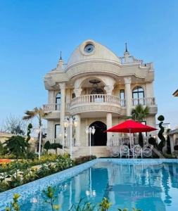 کاخ ویلاتریبلکس استخردار*480مترپلاک2جنگل