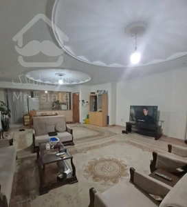 آریاشهر ۱۰۲ متر فول ۲۰ ساله تمیز