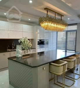 ۱۰۰ متری  پاتریس نوساز