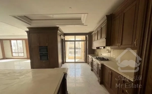 ۳۶۵ متر / هاشمیه ۱۴ / چهار خواب مستر / صفر