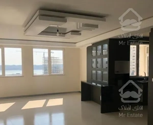 آپارتمان ۱۴۴ متری سه خ ط۹ وام دار ماهور