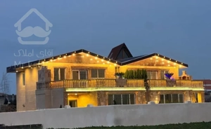 ویلا دوبلکس استخر دار نوساز ۲۲۰ متر بنا مفید