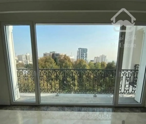 فروش 121متری نوساز سرتاسر پرده خور A-V