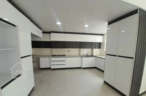 آپارتمان ۱۱۰ متری/ ویو دار / میدان گلستان / جنوبی