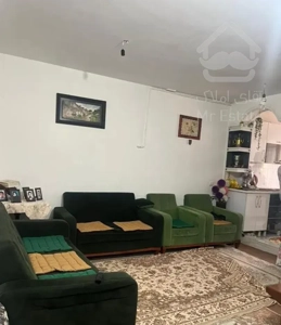 ۹۵ متری دوخواب طبقه همکف باحیاط خلوت خ شهیداصفهانی