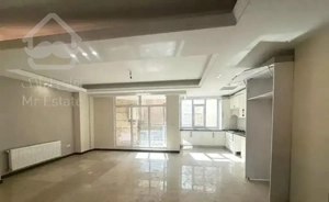 ۹۰متر ۲خواب  نوساز  بلوار فردوس +۱۵ متر حیاط خلوت