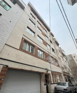 فروش اپارتمان دو‌خواب در خ سلامت