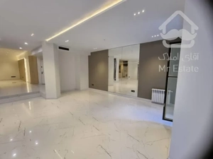 122 متر /  لوکیشن قلهک