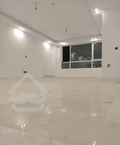فروش آپارتمان / ۱۲۳ متر / سه خواب / شهرزیبا