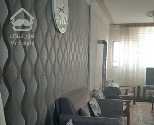 آپارتمان ۸۵ متری طبقه دو.بلوار ارم کوچه بنفشه