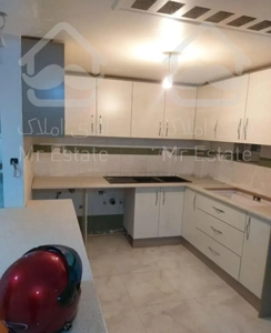 ۷۲ متر دو خواب اشرفی اصفهانی باهنر