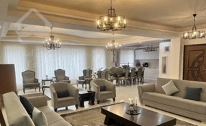 فروش ۲۰۰ متری شیک و برازنده در منطقه ۱