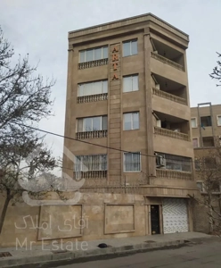 ۱۰۰ متر تک واحدی اول اندیشه