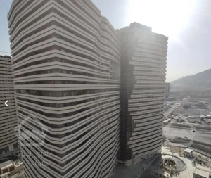 دریاچه چیتگر۱۳۵متر۲خواب/کلید نخورده/فول ویو