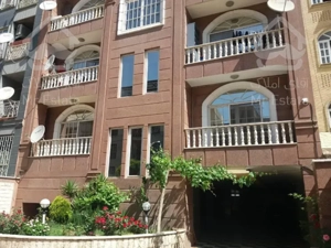 ۱۱۵متر دوخواب ۱۰ ساله دوپارکینگ