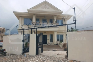 ویلای زیبا با ویو بی نظیر