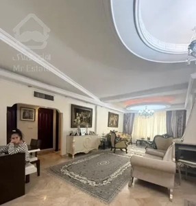 فروش آپارتمان ۱۲۰ متری ۳ خوابه طبقه ۱ در المهدی