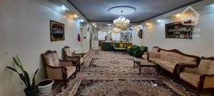 فردوس غرب. پروانه