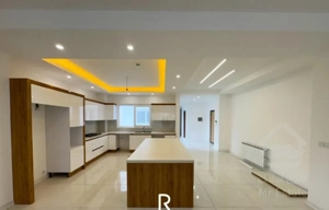 ۲۱۰متری۳خواب *دهخدا / خوش‌نقشه تراس / قیمت ارزنده