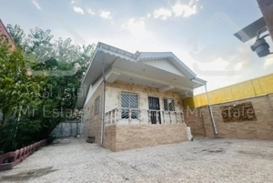 ویلا۲۰۰متری۹۰متربنا/شیک و‌نقلی/سندتکبرک