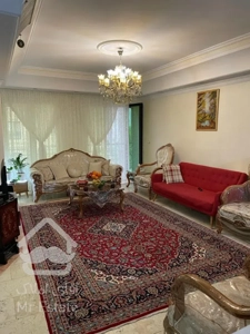 آپارتمان 97 متری ، سالن پرده خور