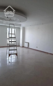 ظفر فرید افشار ۱۸۰متر ۳خواب با ۲ پارکینگ